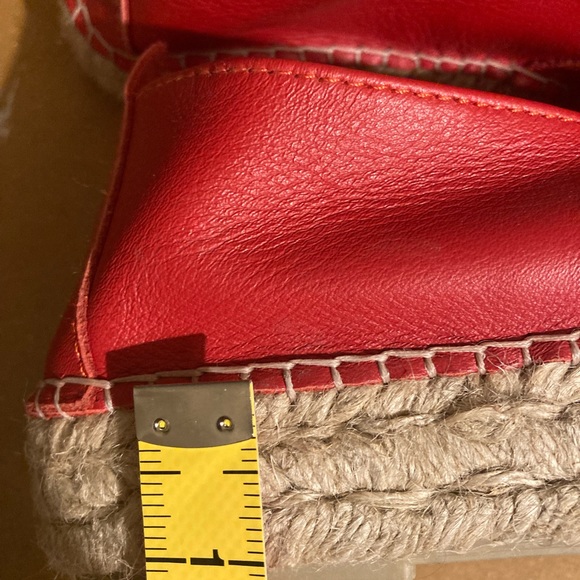 Espadrilles red leather size 10 - Picture 6 of 6
